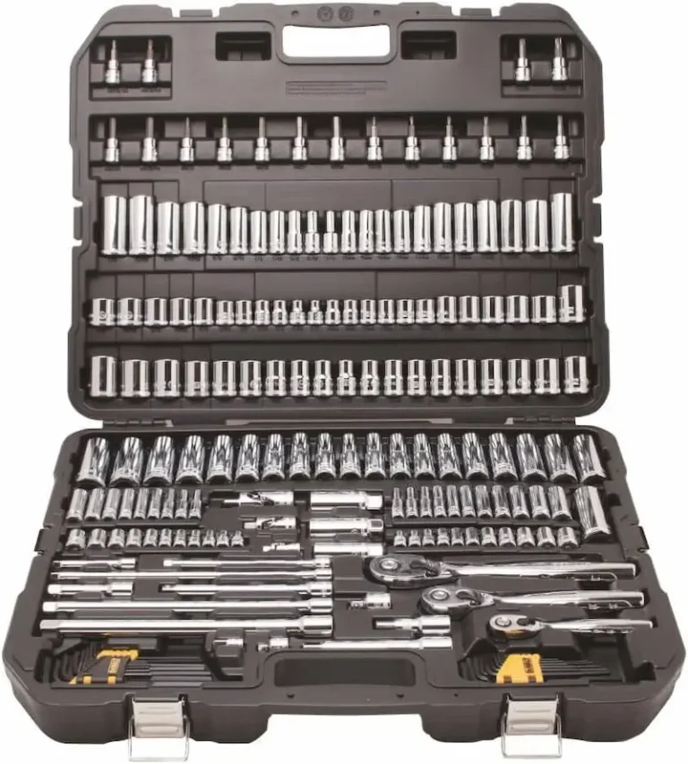 DEWALT 192-Piece Mechanics Tools Set