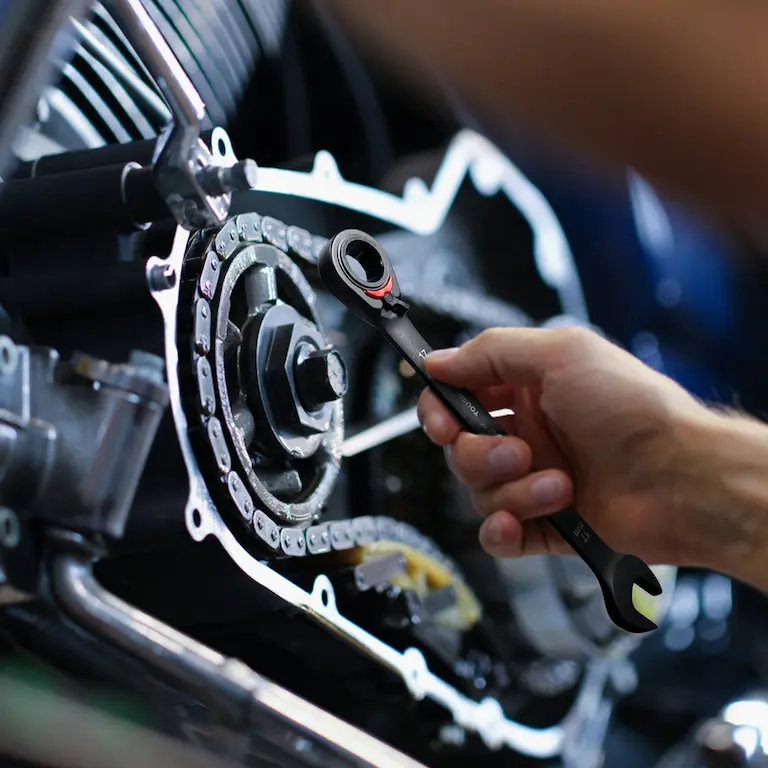 reversible ratcheted wrench's Key Benefits
