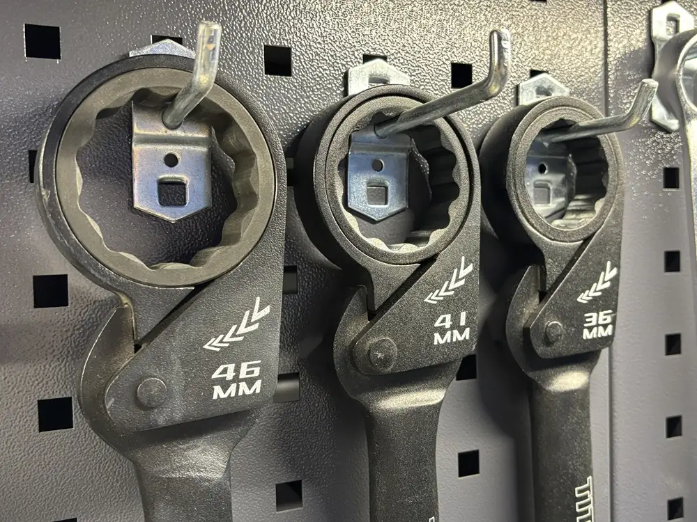 Jumbo Ratcheting Wrench Set Storage and Organization Tips